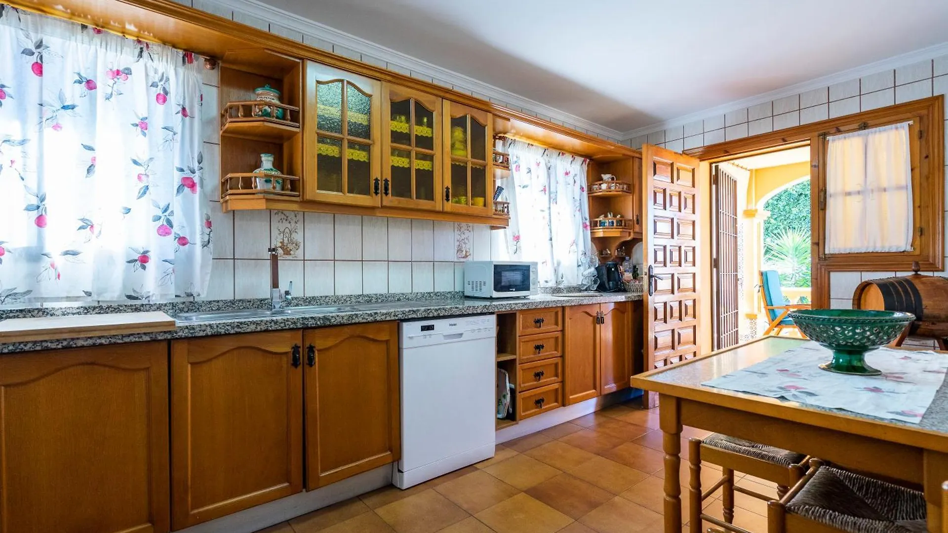 Villa Maria Teresa Benajarafe 0*,
